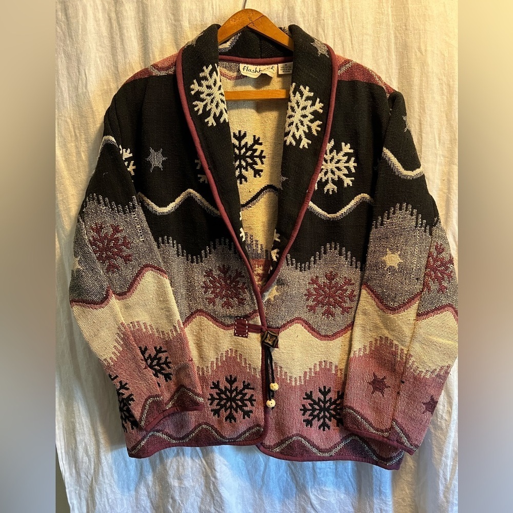 Vintage Flashback Tapestry Blazer Coat with snowflakes. Size M. Like new.